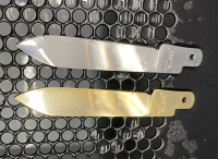 Lohnarbeit Klingen von einem Taschenmesser mit 24 Karat...